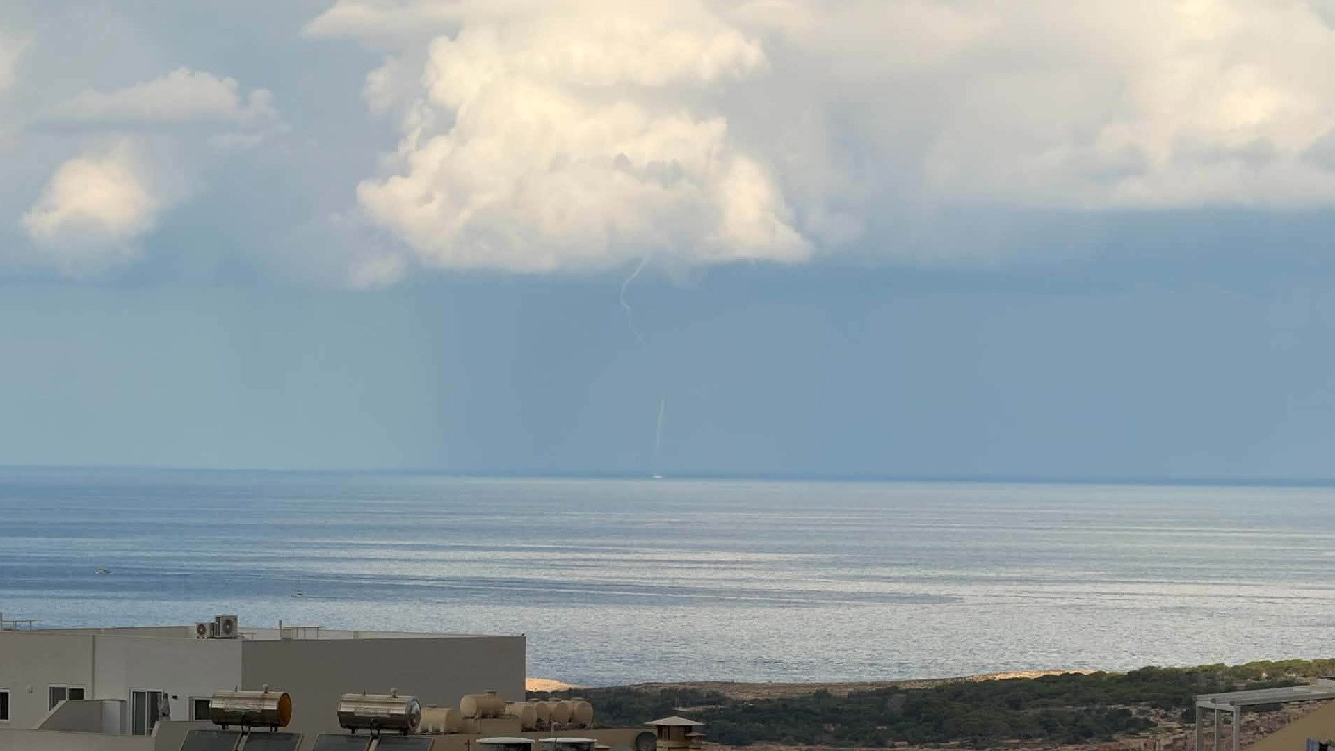 Waterspout spotted over Mellieħa